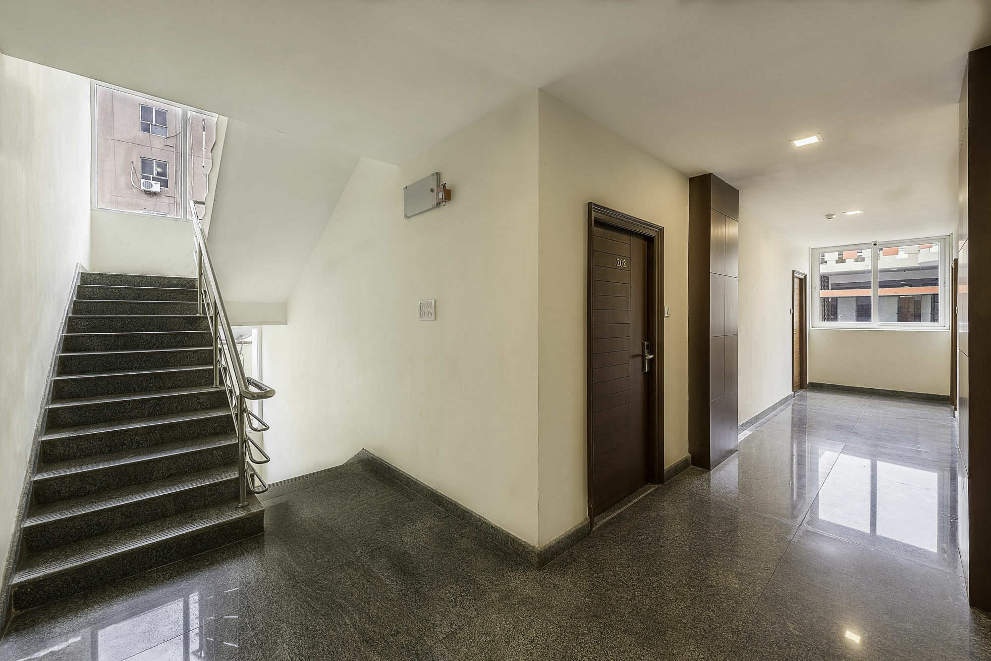 Treebo Trend Hotel Jp Plaza Nampally Hyderabad Exterior foto